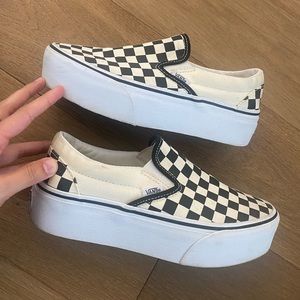 Classic Platform Checkered Vans